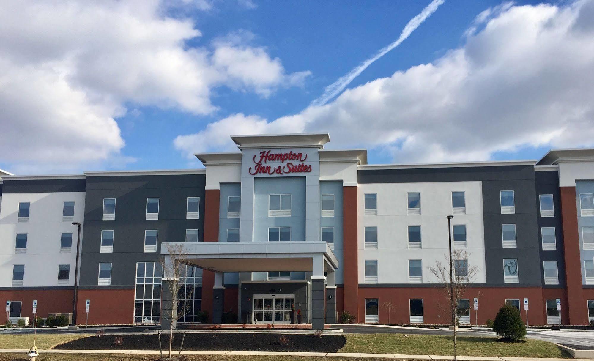 Hampton Inn & Suites Warrington Horsham Bagian luar foto